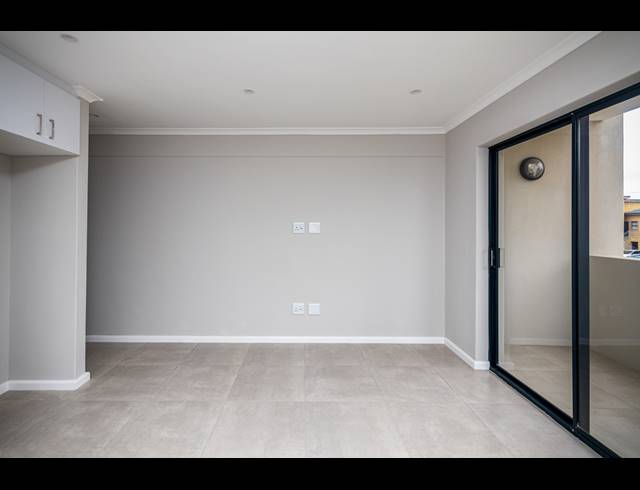 20 BEDROOM APARTMENT BLOCK FOR SALE IN TABLE VIEW